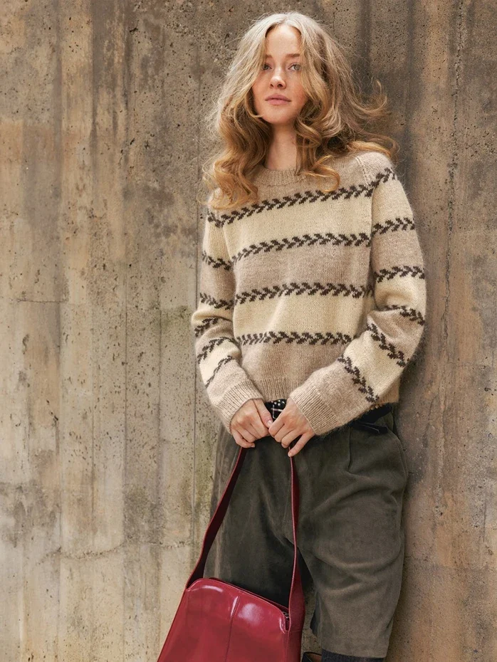 1ba7392cabdcba92076c7e261c4c7091.webp Norske ikoner voksen Enkeltoppskrift 2510, nr.5, Astrid - Bilde 1