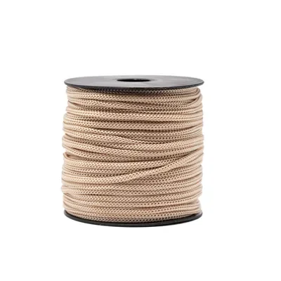 4df82102e4be3647edc26086cfe7fedd.webp Hekletråd 4mm, Beige - Bilde 1
