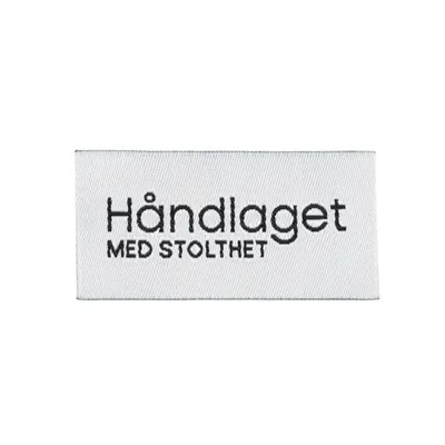 30a36ebbfd3de18edb22a60acec78d4f.webp Symerke Håndlaget med stolthet / Hvit med sort - Bilde 1